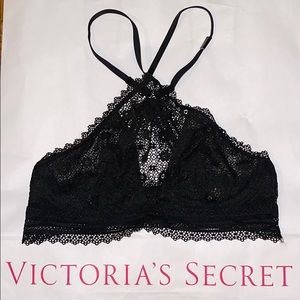 💗 Host pick 💗 Victoria Secret Lace Bralette NWT